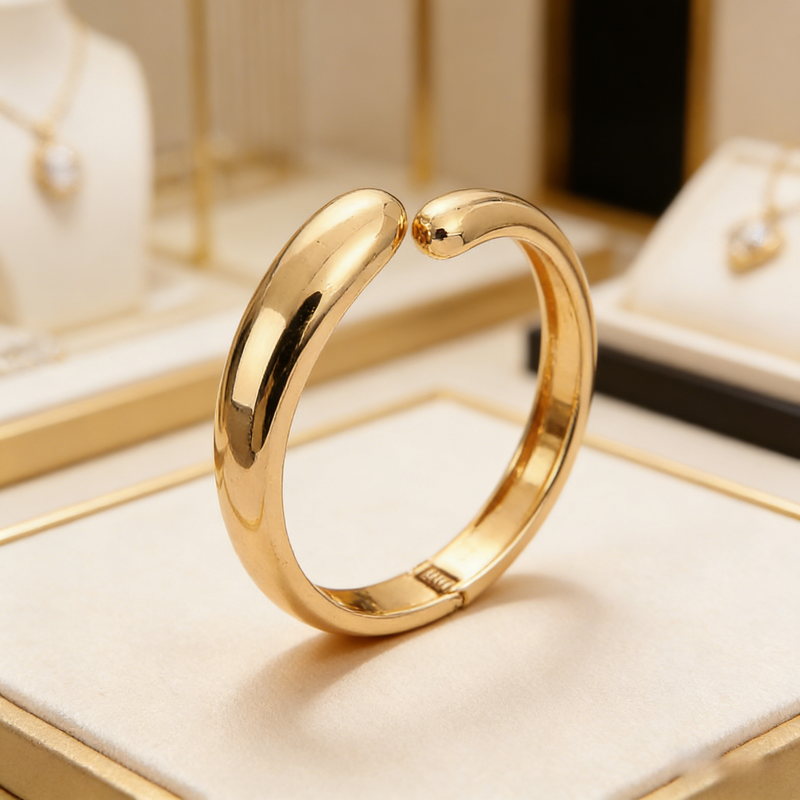 Waterdrop-shaped bracelet